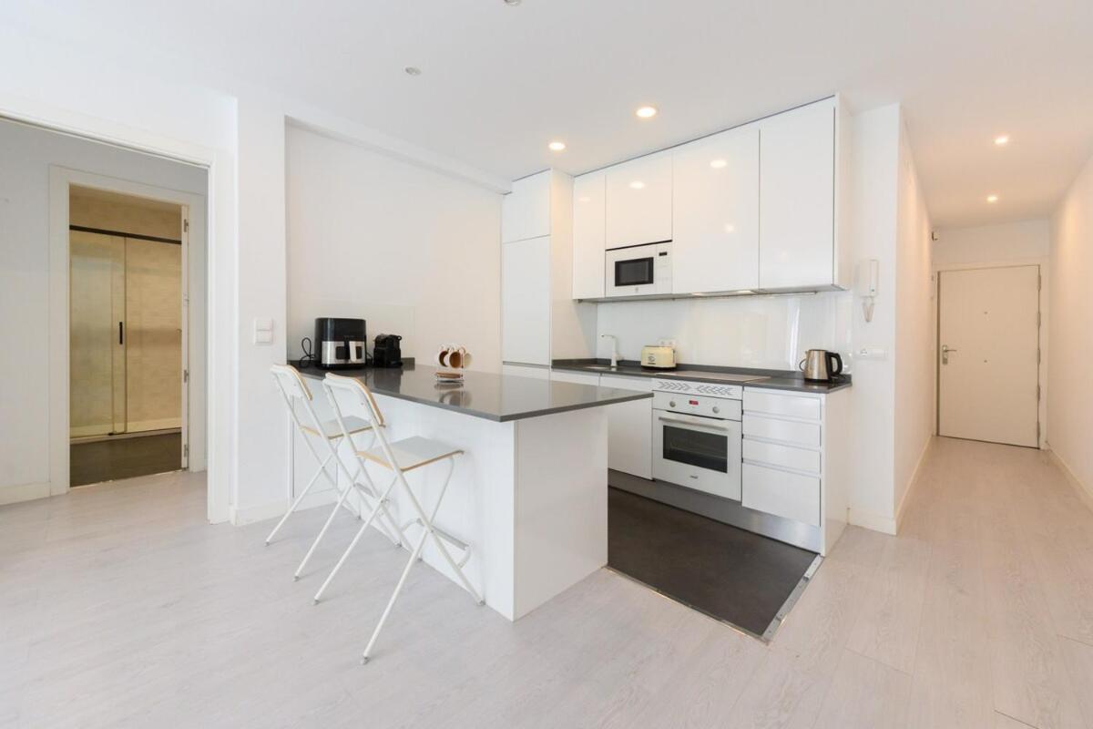 Versatile Space In Rent Temporary Nmo42ha Madrid