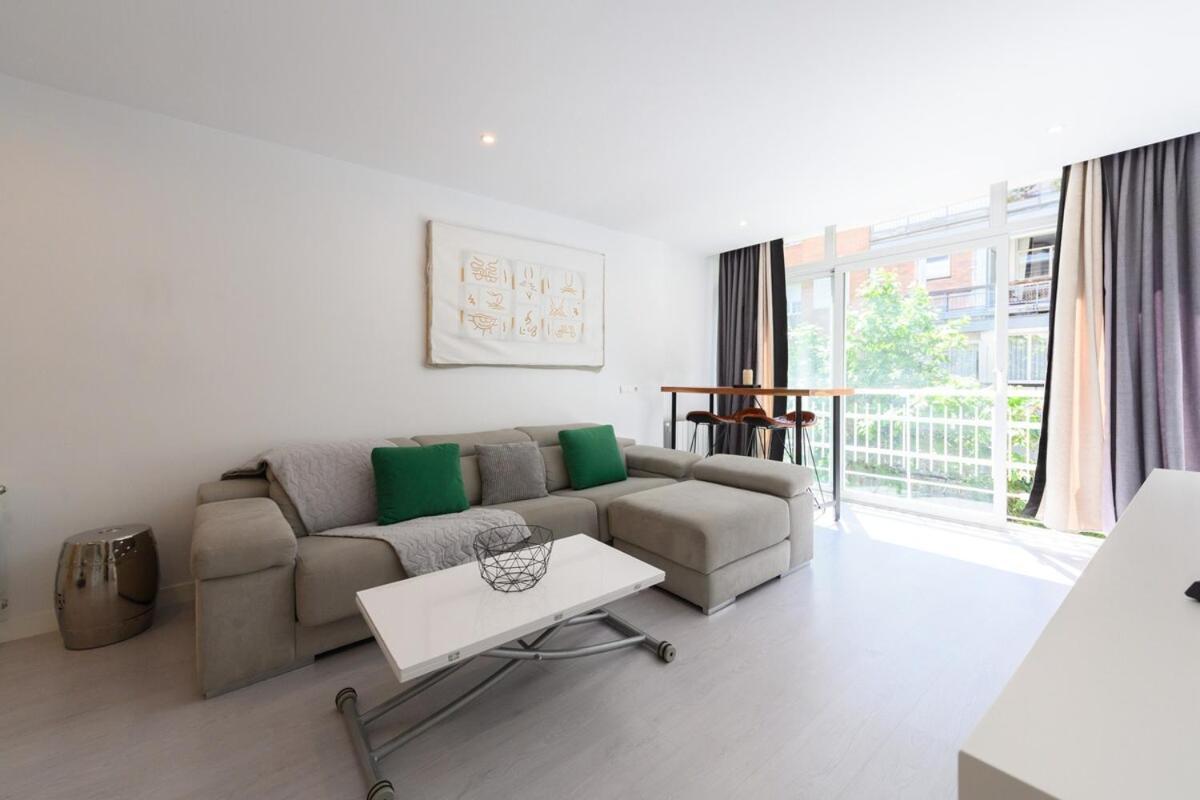 Apartamento Versatile Space In Rent Temporary Nmo42ha