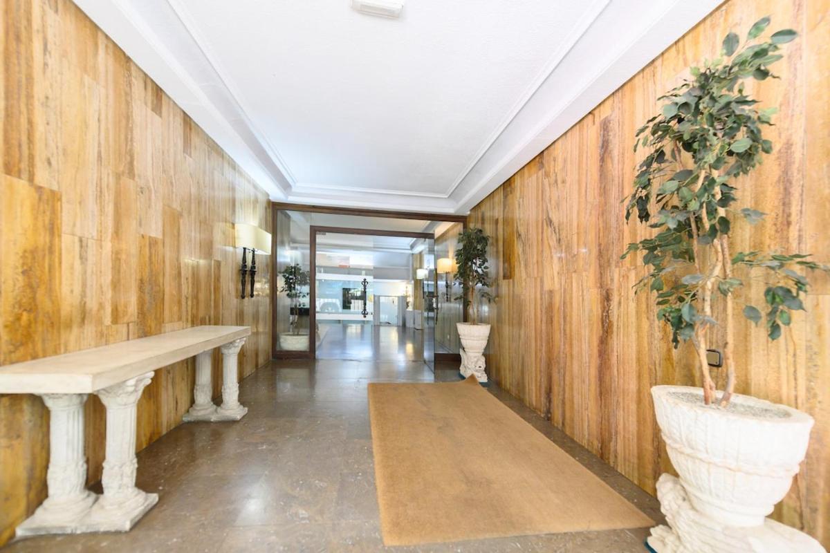 Apartamento Versatile Space In Rent Temporary Nmo42ha Madrid